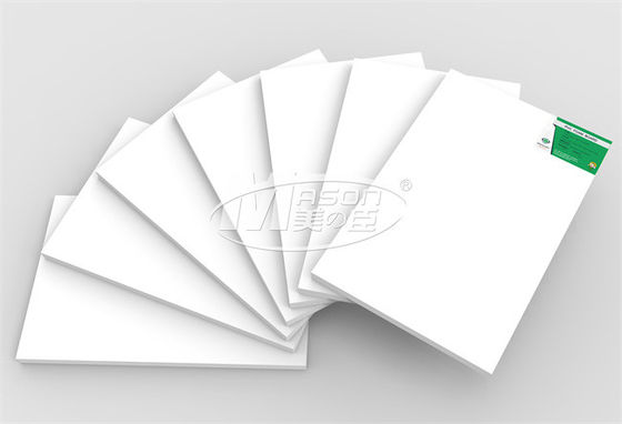 แผ่นพีวีซีโฟมสีขาวแผ่นแข็งขยายพีวีซีโฟมบอร์ด 1220x2440mm