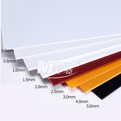 เลเซอร์ / CNC แกะสลักแผ่นพลาสติกสไตรีน ABS เคลือบเงา 5 มม. สำหรับป้ายพิมพ์ UV