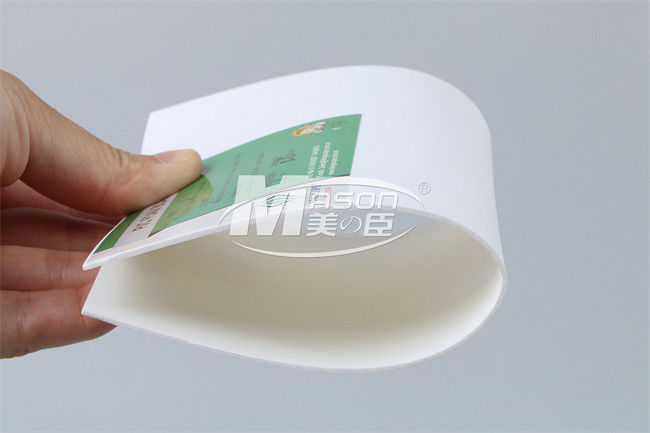0.35 ความหนาแน่น 1220x2440mm PVC Foam Panel สำหรับการพิมพ์ UV