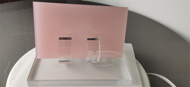 เครื่องตัดเลเซอร์แผ่นอะครีลิคใสลูกแก้วขนาดใหญ่ 300 มม. 2050x3050 มม. 0.5 นิ้ว